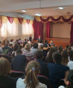 Лекция на тему "Профилактика СПИД и предотвращение наркомании среди подростков