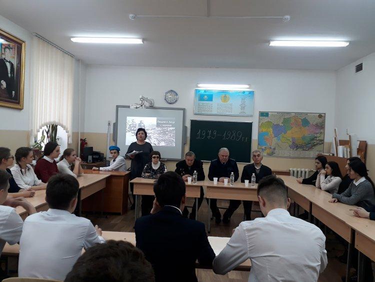 Встреча с ефрейтором службы в период Афганской войны Фомичевым Юрием Викторовичем, круглый стол