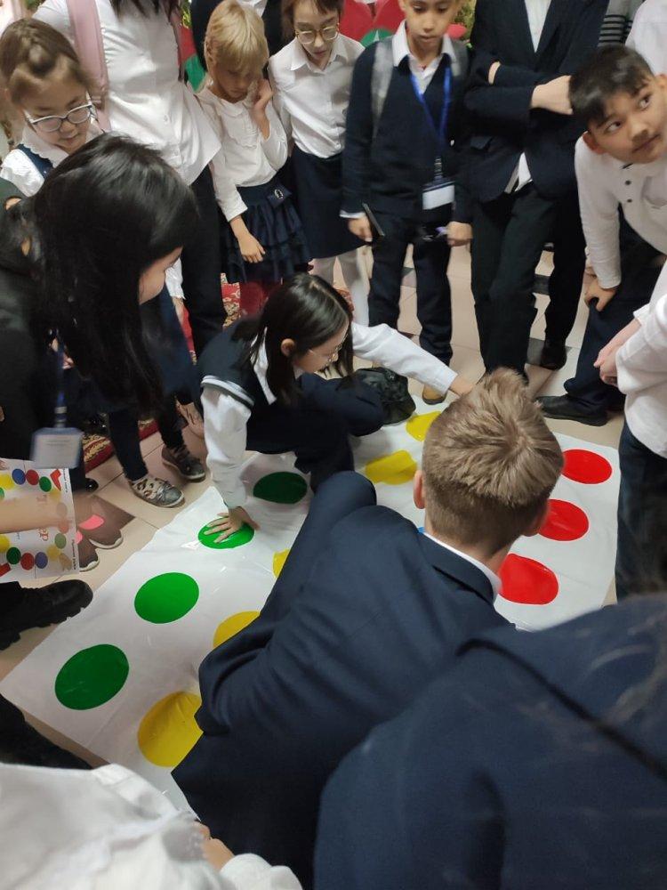 Веселые переменки (Декада английского языка)