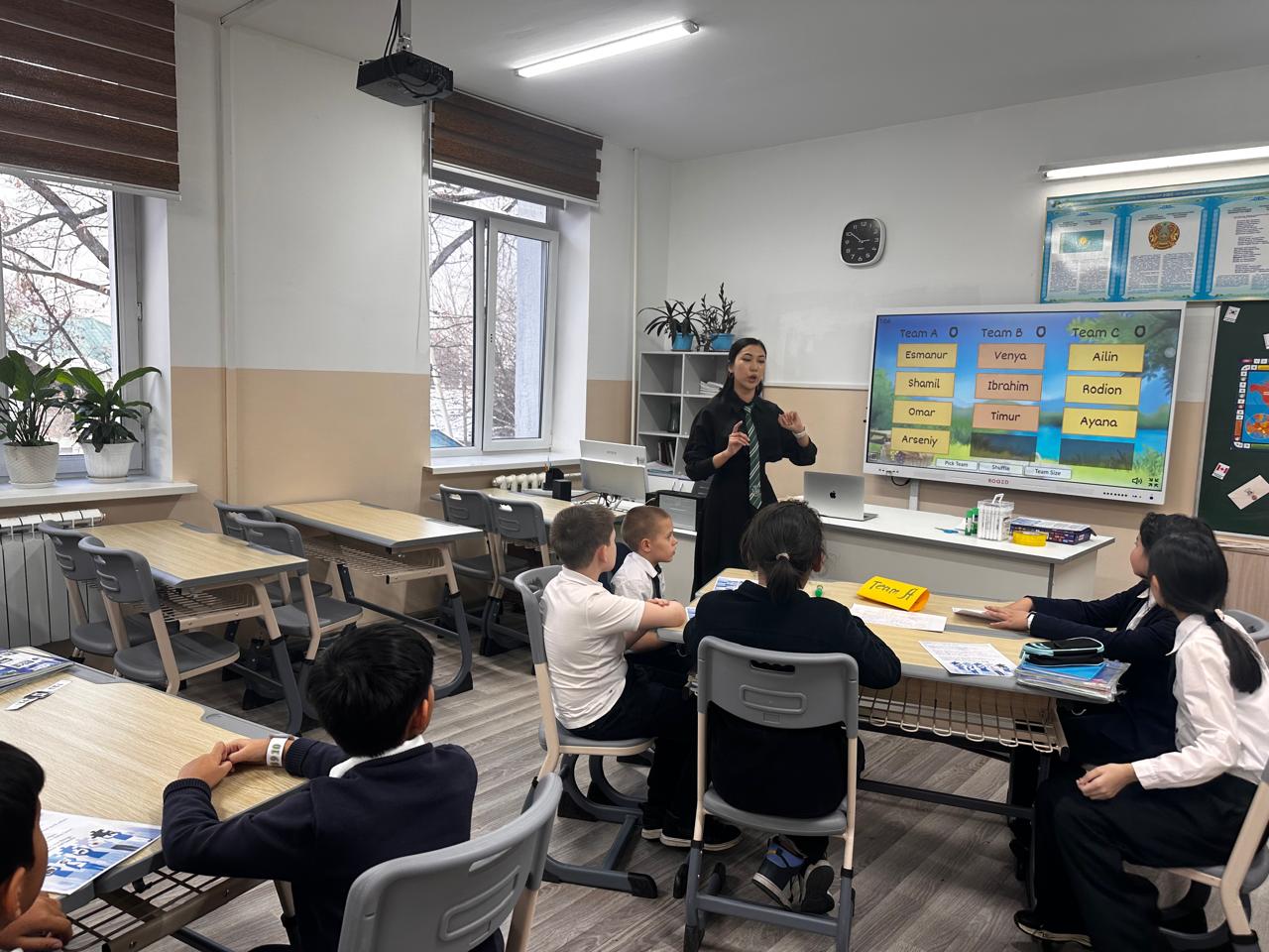 4-сыныпта ағылшын тілінен ашық сабақ. Открытый урок английского языка в 4 классе