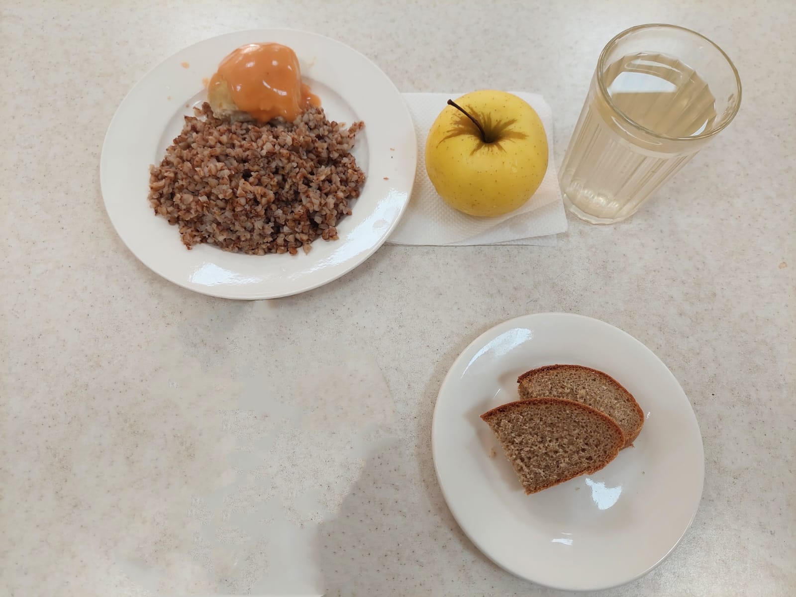 Бюджет қаражаты есебінен орта білім беру ұйымдарында білім алушыларды тегін тамақтандыруды ұйымдастыру үшін төрт апталық ас мәзірі