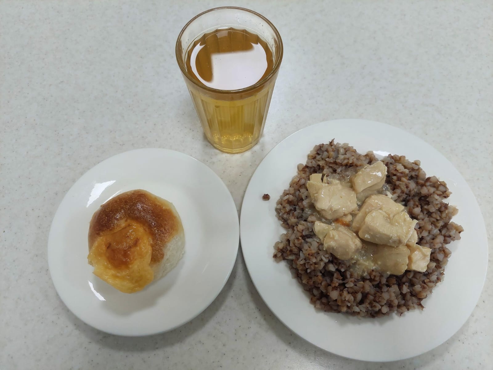 Бюджет қаражаты есебінен орта білім беру ұйымдарында білім алушыларды тегін тамақтандыруды ұйымдастыру үшін төрт апталық ас мәзірі