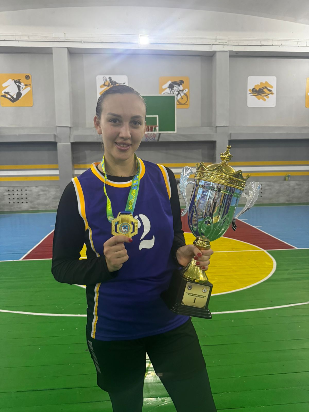 Мұғалімдер арасындағы баскетболдан Медеу ауданы командасының 1-орны