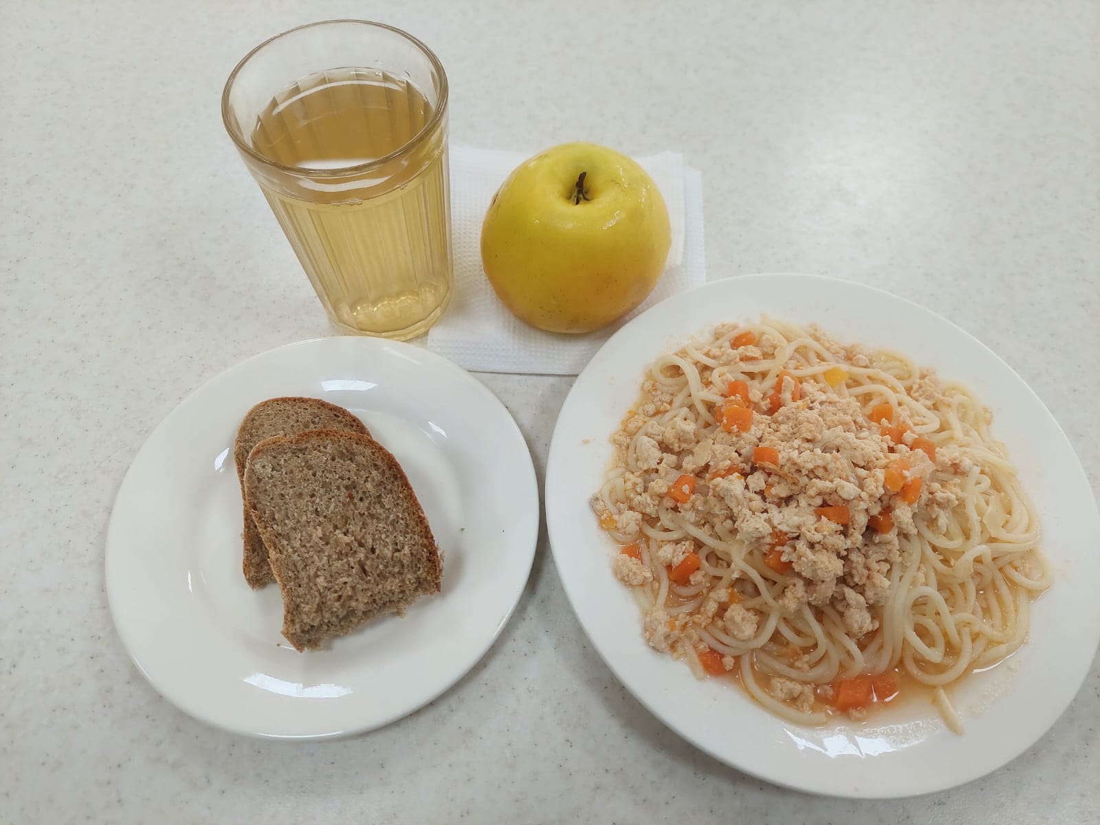 Бюджет қаражаты есебінен орта білім беру ұйымдарында білім алушыларды тегін тамақтандыруды ұйымдастыру үшін төрт апталық ас мәзірі